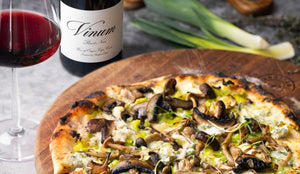 Pizza bianca with mushrooms, blue cheese &amp; leeks